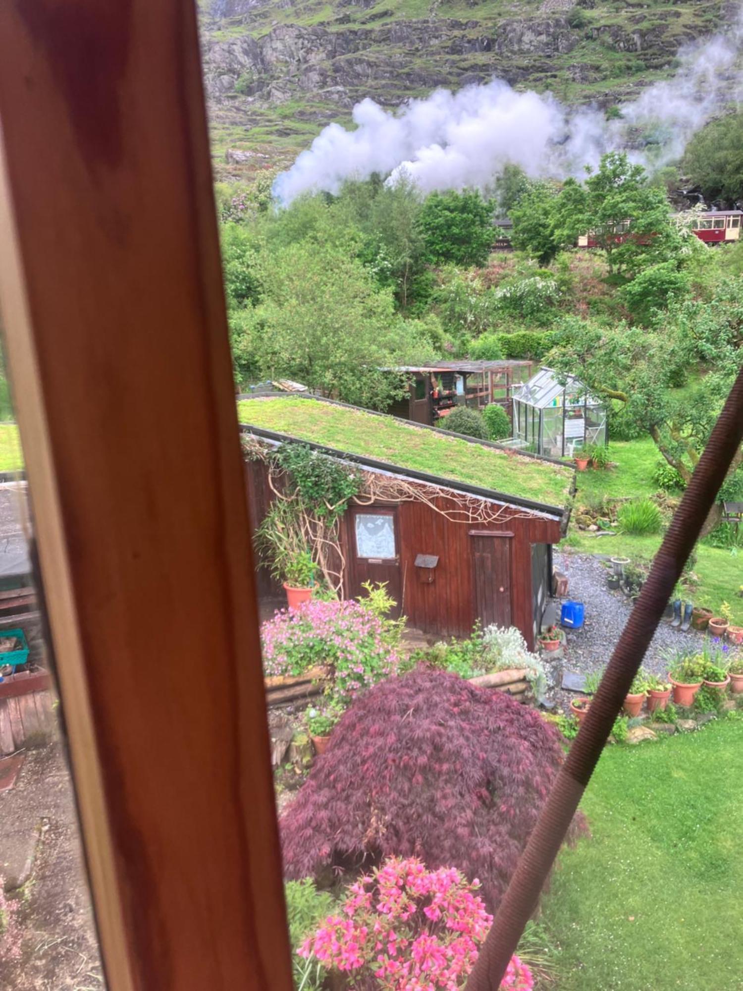 Bryn Elltyd Eco House Guest House Blaenau Ffestiniog Eksteriør bilde